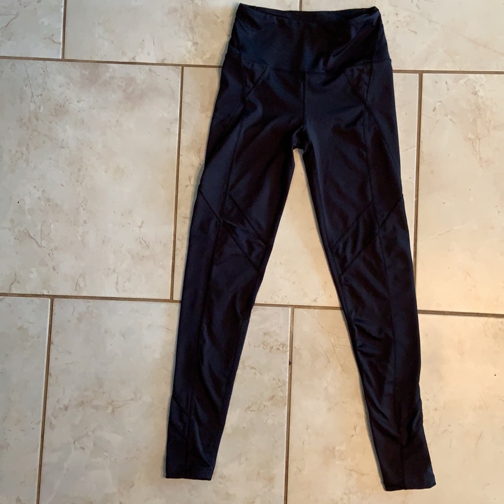 Free People Movement Hi Rise Performance Legging - Picture 5 of 9